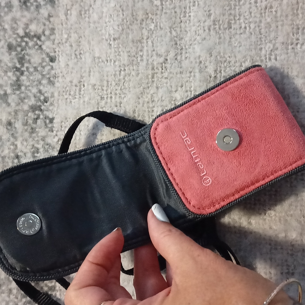 Digital camera small camera case - Picture 3 of 5